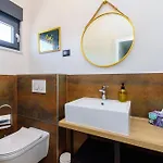 فيلة Balun In - 3 Bedrooms - Pool - Garden - Sauna